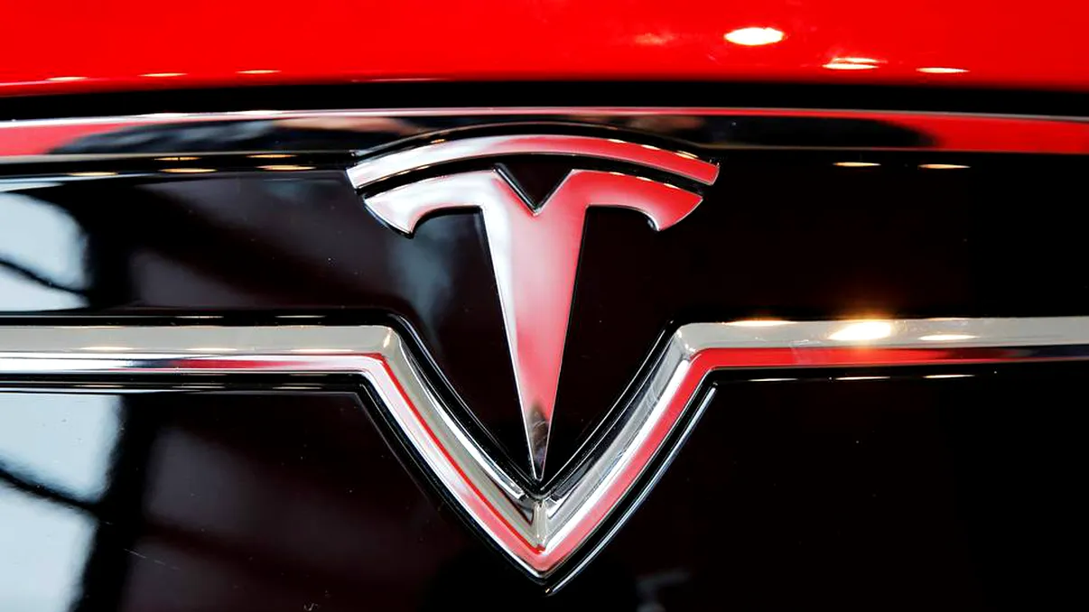 Samsung ar putea colabora cu Tesla în viitor