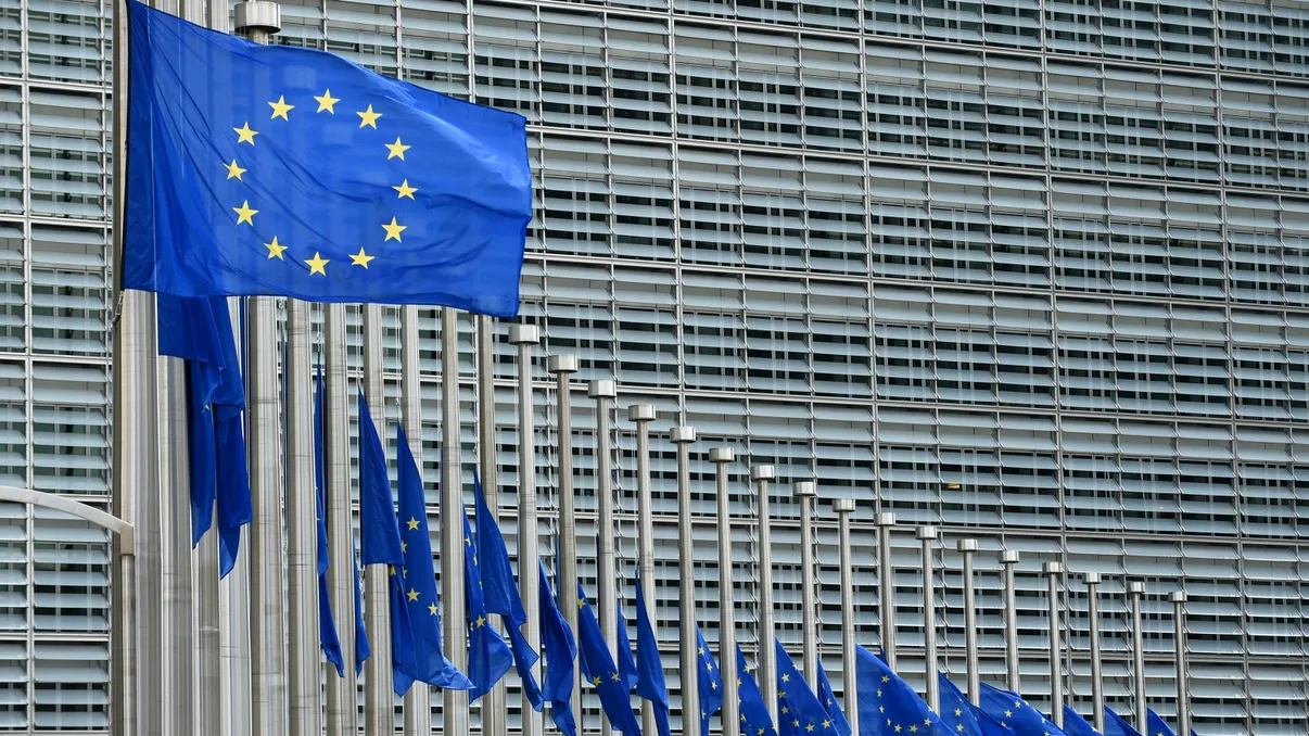 Uniunea Europeană nu mai suportă conținutul online încărcat de ură