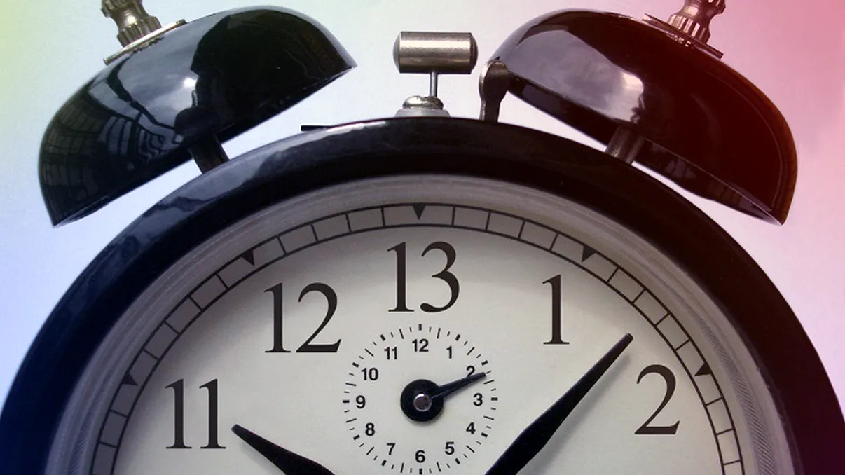 Când vom ajunge să avem zile de 25 de ore și de ce