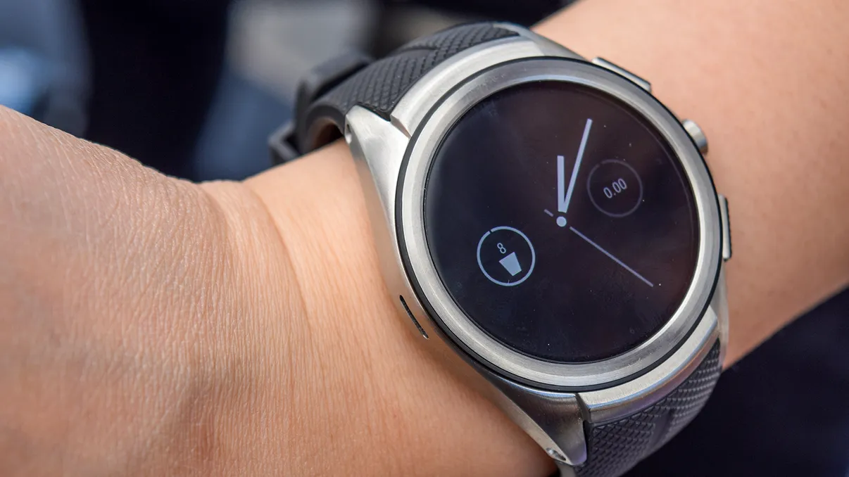 Google pregătește două smartwatch-uri pentru 2017