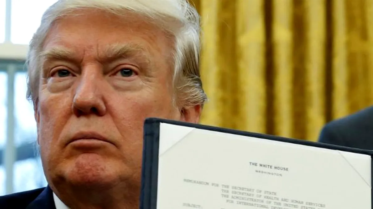 Administrația Trump dorește revizuirea politică a studiilor științifice