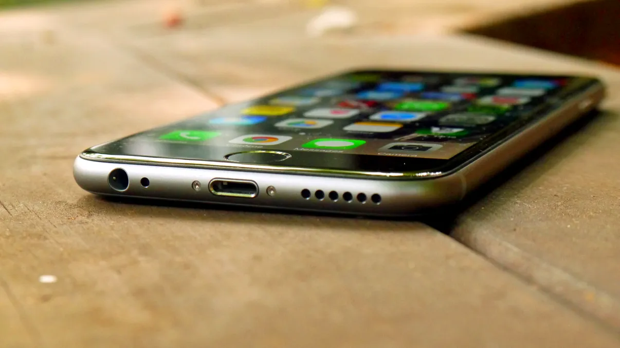 Apple readuce pe piață iPhone 6, dar cu o serie de modificări