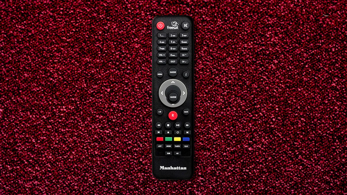 Program TV: aplicații care te ajută să știi ce e la TV