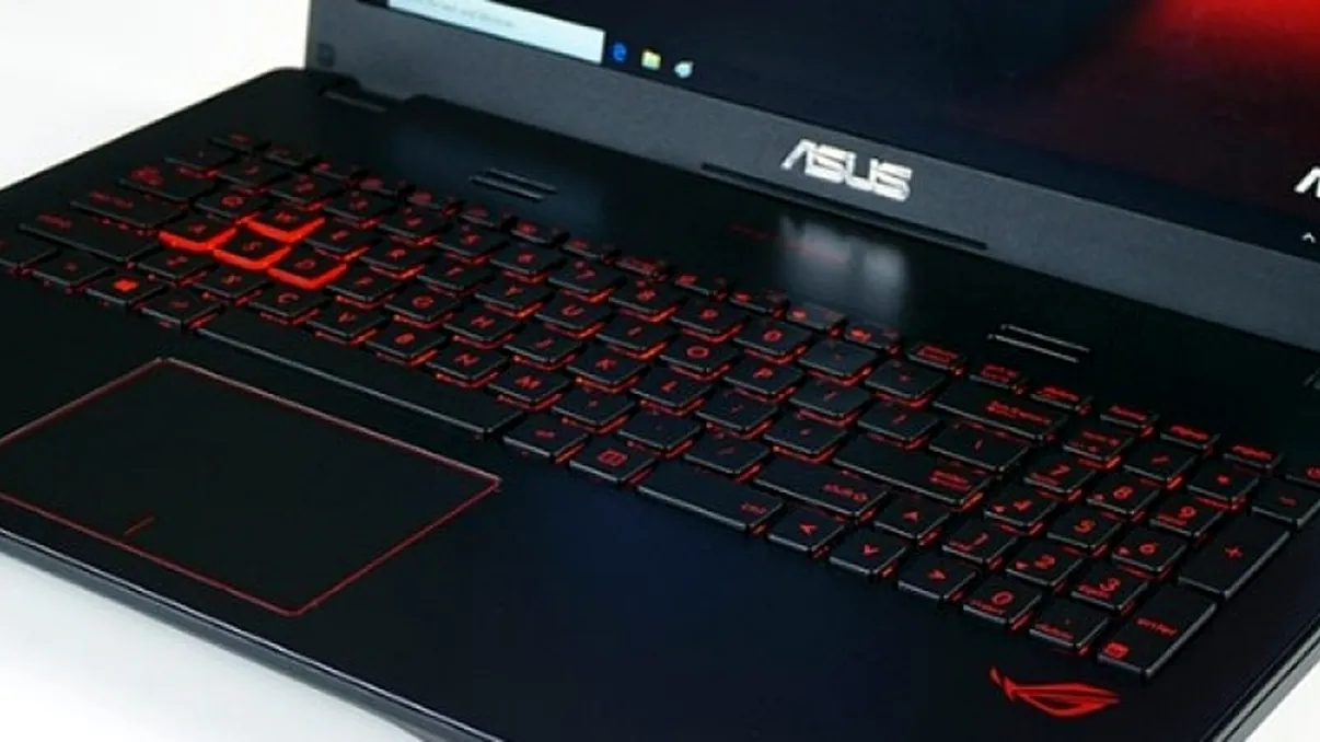 Reduceri eMAG: Oferte bune la laptopuri de gaming