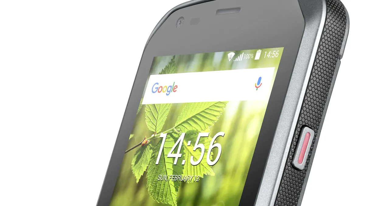 Telefonul cu buton de panică te scapă din situații primejdioase