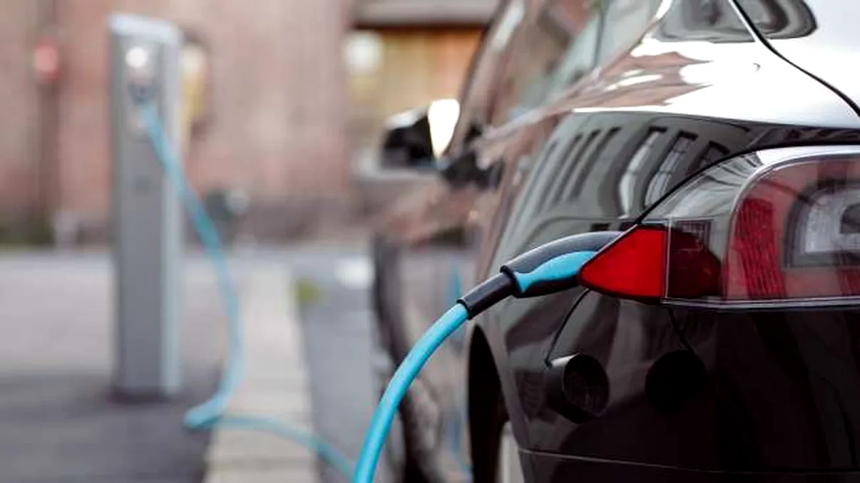 Încărcarea wireless poate deveni realitate și pentru mașinile electrice