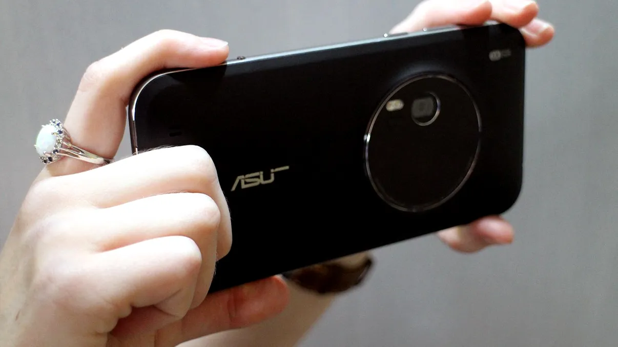 Reduceri eMAG: Oferte consistente în a doua zi de Revoluția Prețurilor