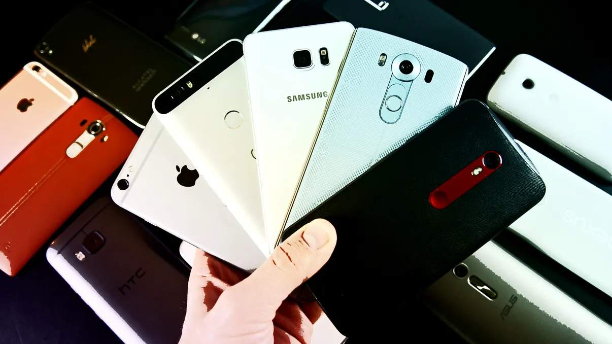 Cum încearcă producătorii de telefoane să-ți ia ochii și banii