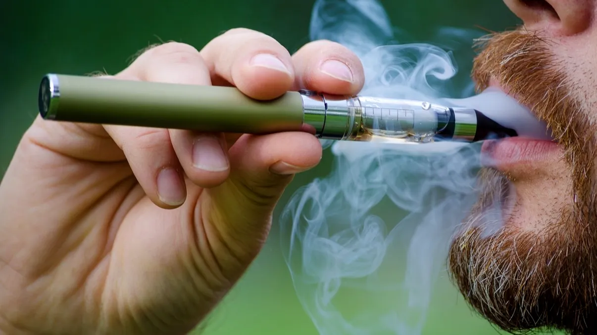 De ce vor americanii să scoată aceste țigări electronice de pe piață