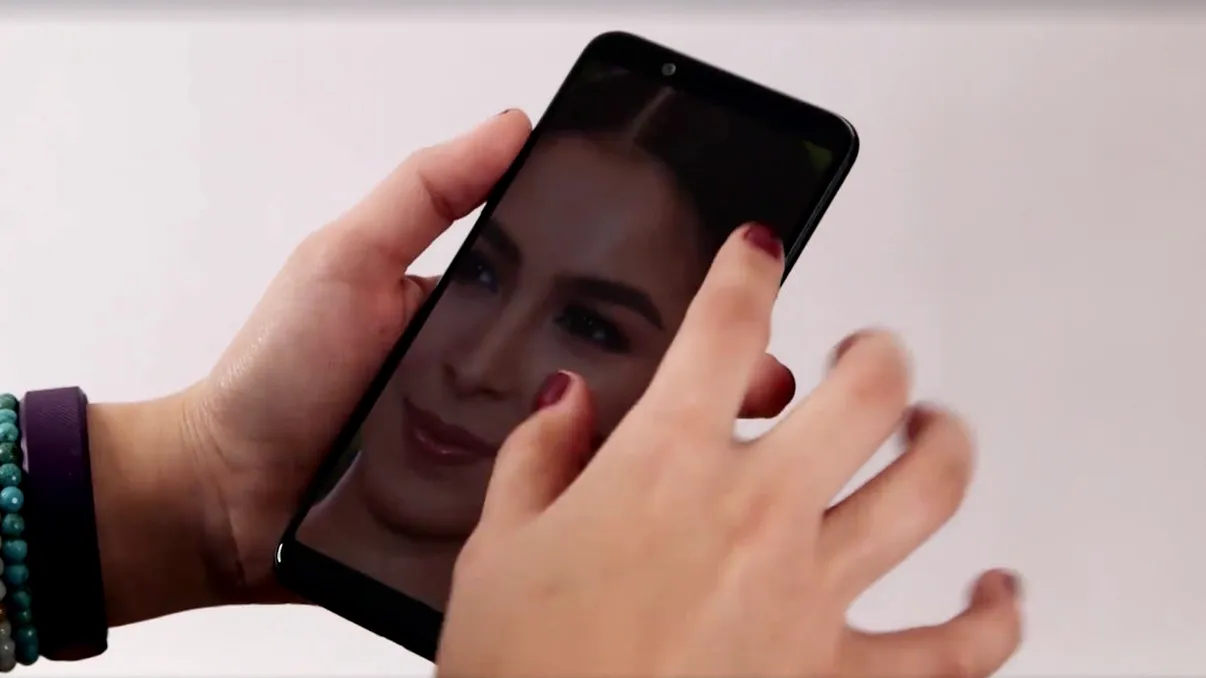 Oppo F5, telefonul chinezesc care te face să uiți de Samsung și iPhone