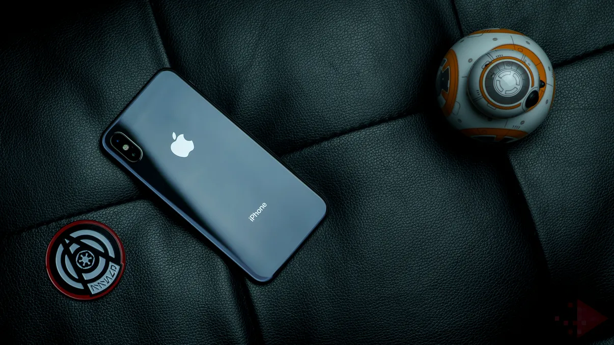iPhone X Plus apare în schițe detaliate care îți arată designul