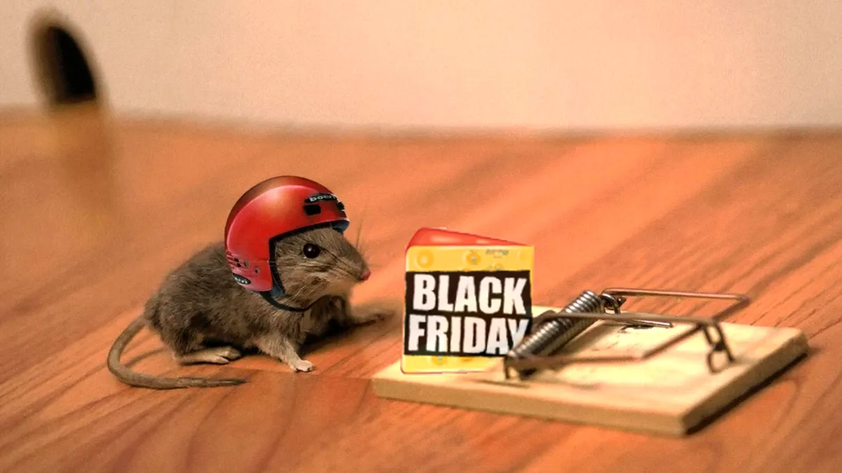 Cum te ferești să nu iei țeapă de Black Friday