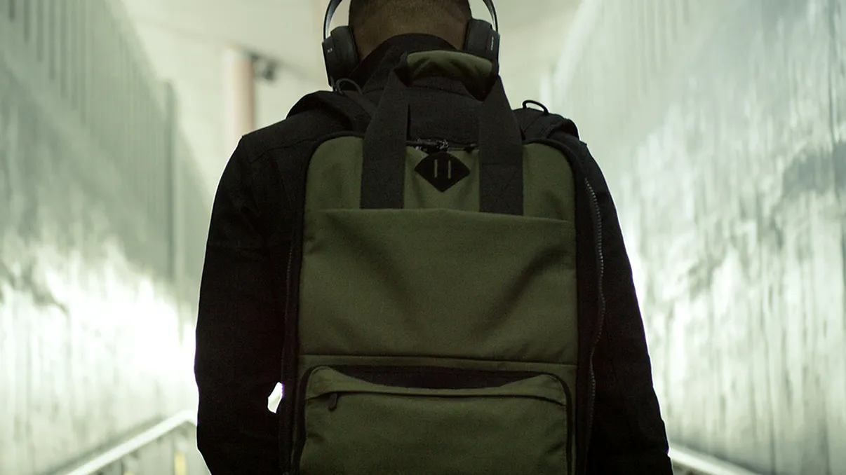 eMAG: Reduceri și oferte la electronice bune de pus în rucsac