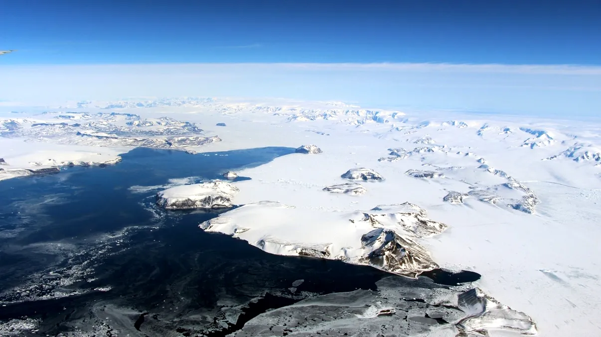 Imaginile NASA prin care să vezi Antarctica cu alți ochi