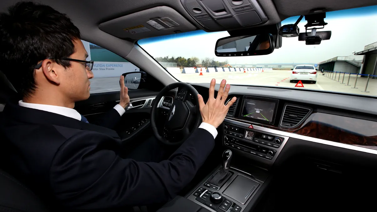 Hyundai a anunțat anul când lansează mașinile care se conduc singure