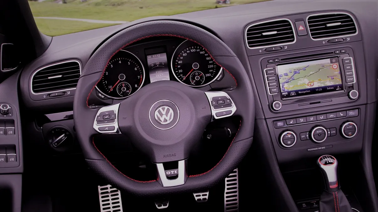Când va fi lansat Volkswagen Golf 8 și cum arată în primele poze