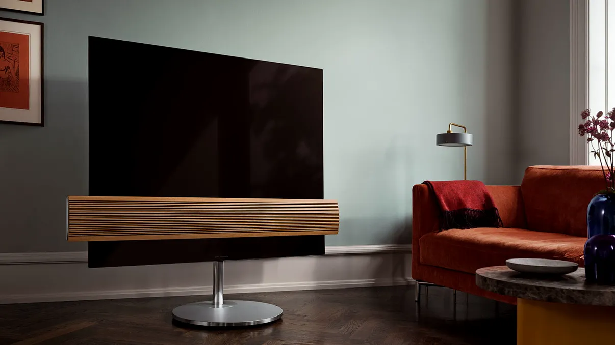 Doar Bang & Olufsen putea să facă un TV extravagant din lemn