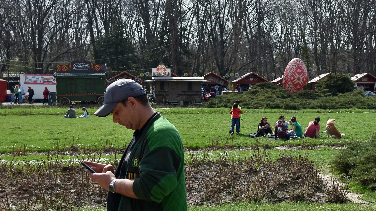Toate motivele pentru care merită să uiți că ai telefon de Paște