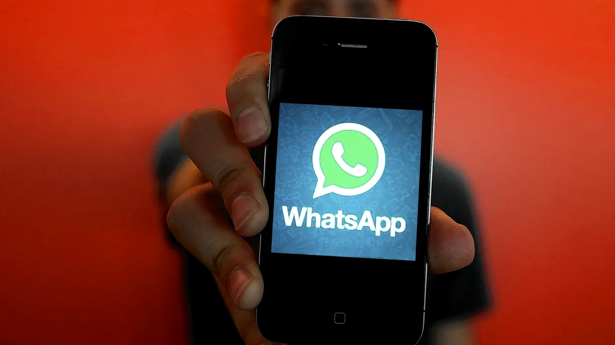 Crimele cauzate de WhatsApp sunt consecința tragică a știrilor false