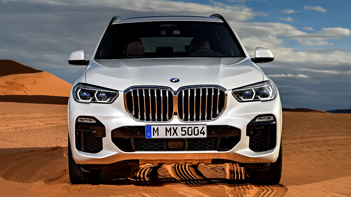 BMW X5, în cele mai bune imagini oficiale. Noul SUV BMW arată superb