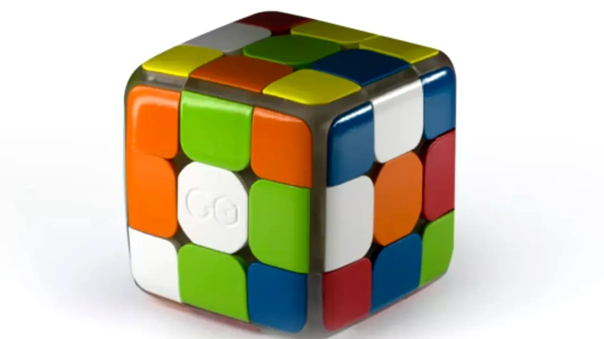 Cubul Rubik care îți permite să te iei la întrecere cu alții