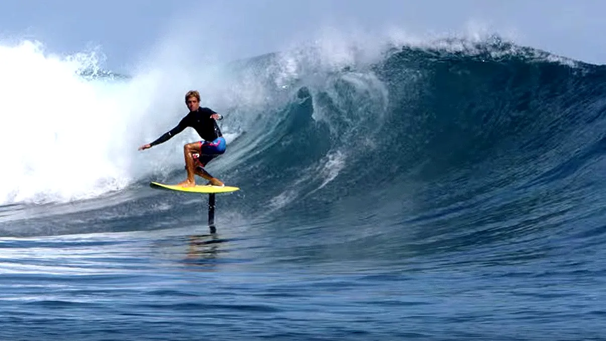 Placa electrică pe care să faci surf chiar și pe Dâmbovița