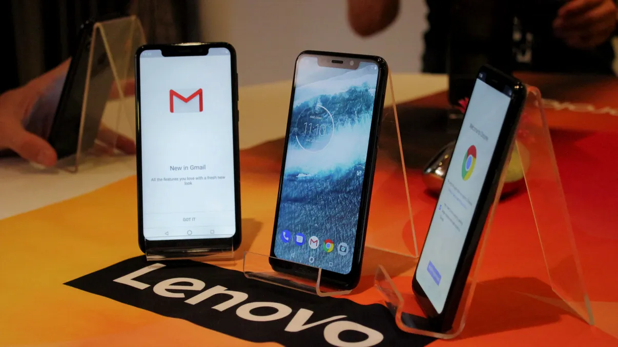 Motorola lansează încă un telefon de pluton la IFA 2018