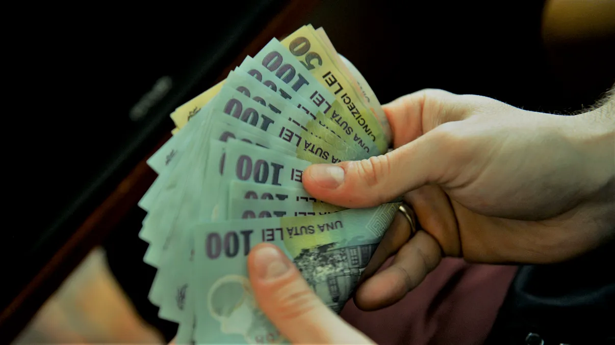 Cele mai falsificate bancnote din România și cum deosebești banii falși