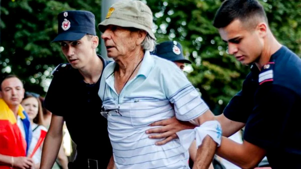 De ce a murit bătrânul care a participat la protestul din 10 august