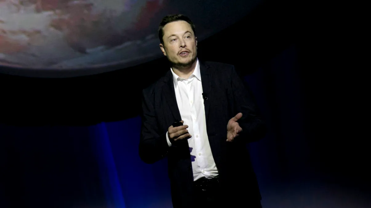 Elon Musk ar vrea ca viitorul să ne aducă cipuri implantate în creier