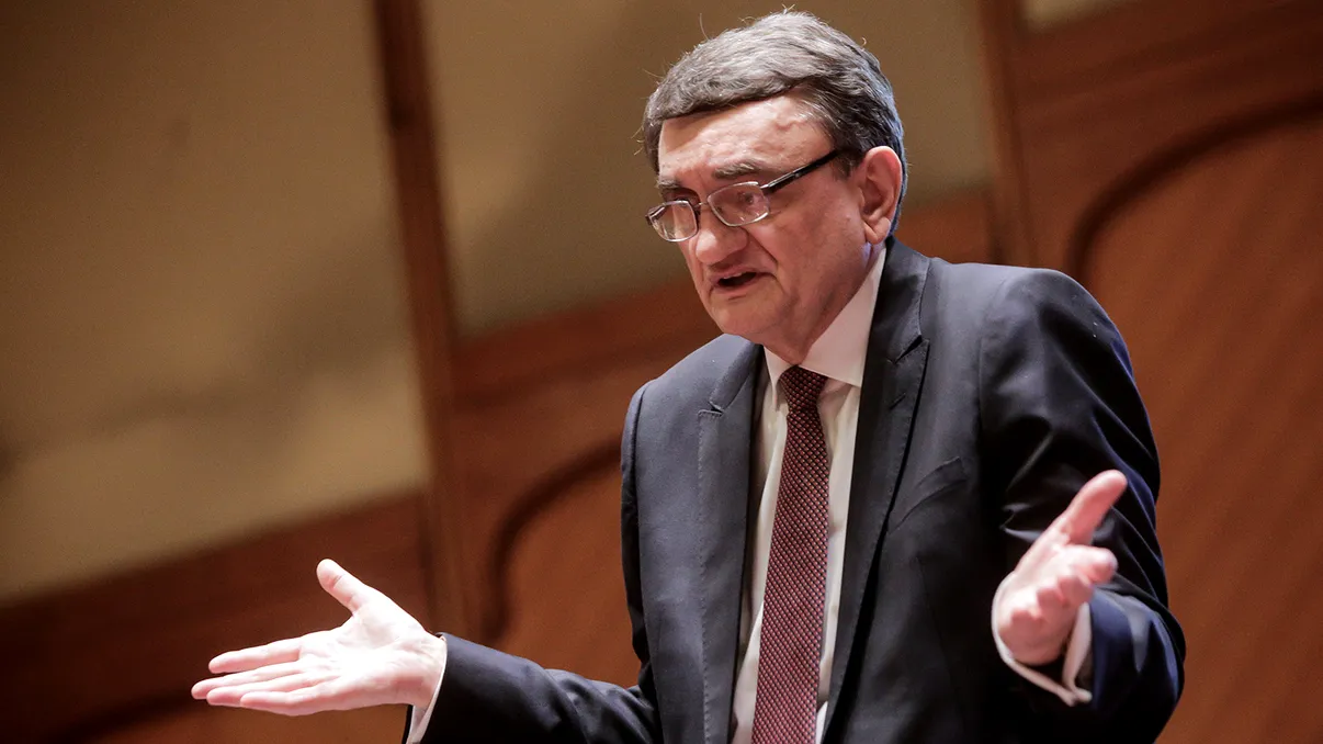 Ce e Avocatul Poporului, funcția în care Victor Ciorbea numai cu poporul nu ține