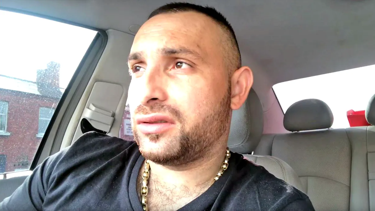 Strugurel Lingurar șochează Marea Britanie: de ce și-a incendiat mașina