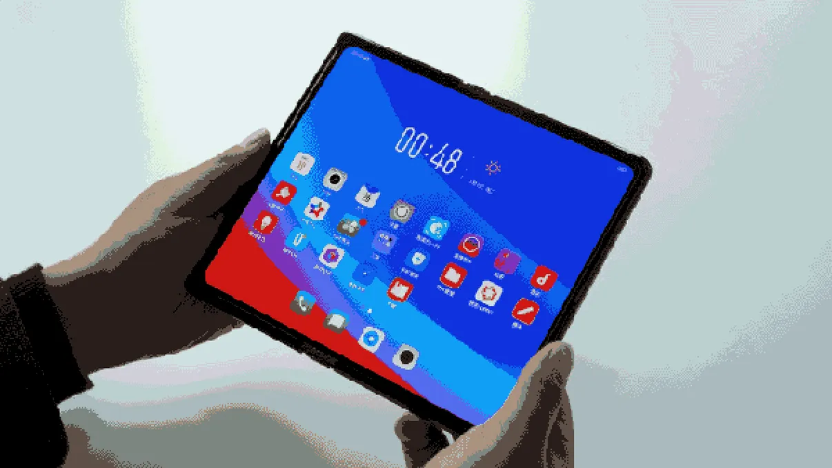 Moment penibil pentru Oppo: chinezii au „clonat” telefonul pliabil Huawei