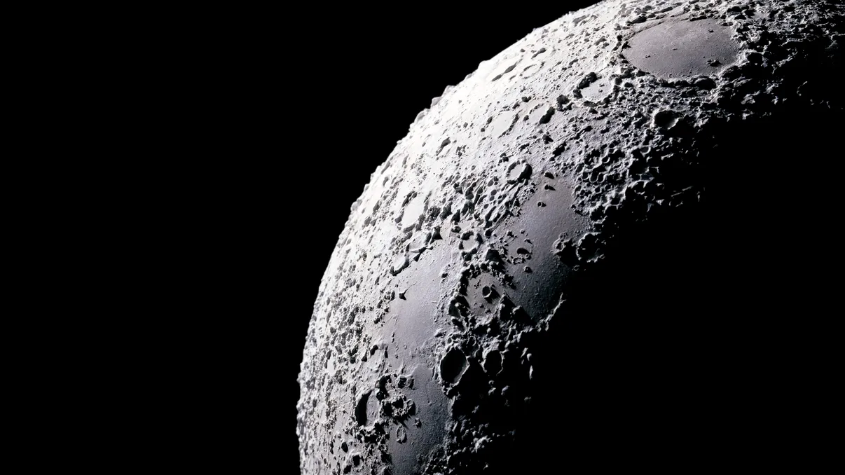 De ce Luna este cenușie, dar o vezi colorată de pe Pământ