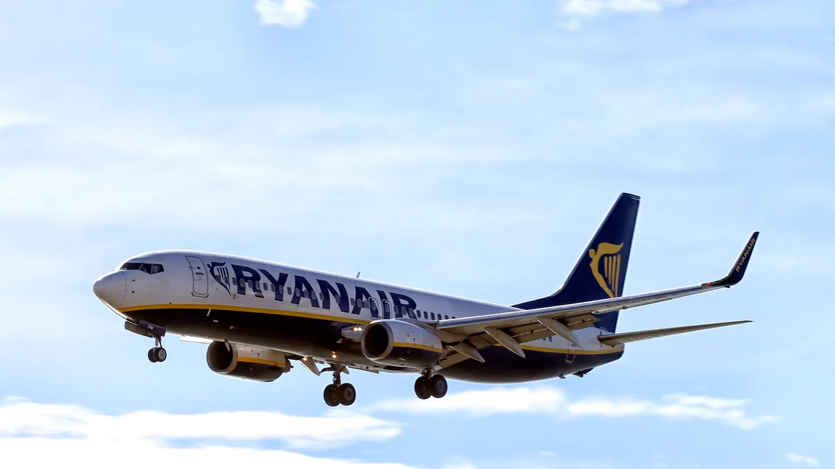 Compania low cost preferată de români, ajunsă în topul rușinii