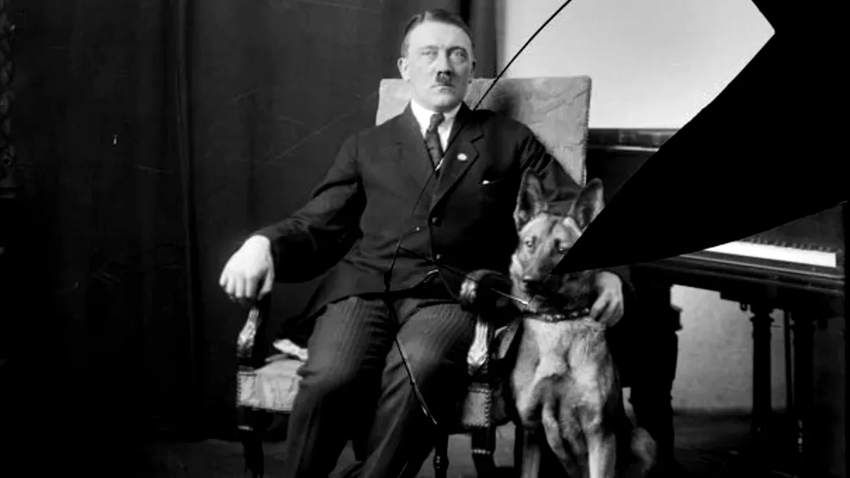 Fotografiile cu Hitler pe care nu le-ai văzut până acum