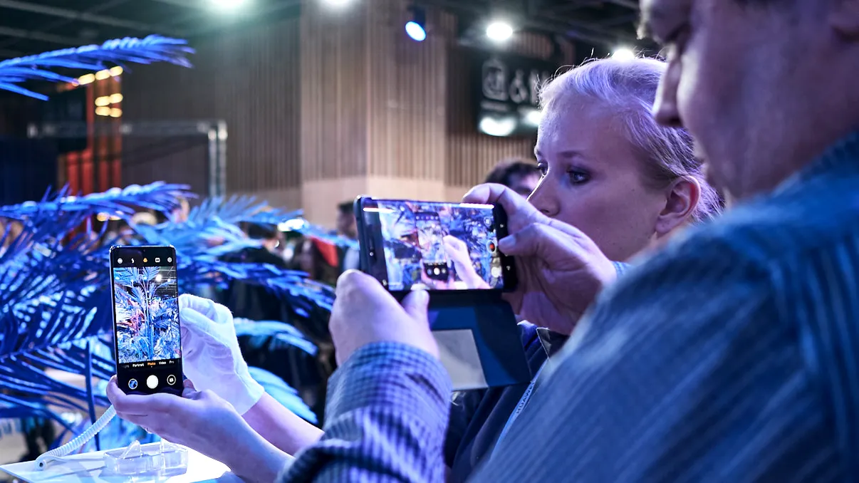 Top telefoane cu cele mai bune camere: Samsung vs. Huawei vs. iPhone