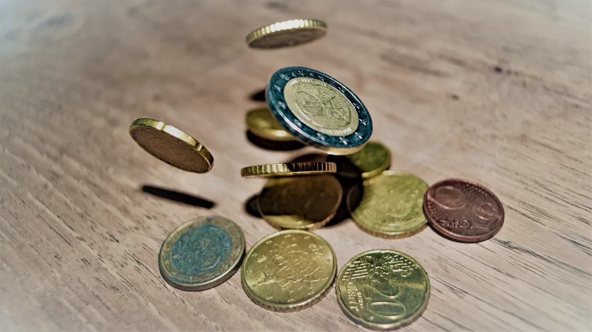 Curs BNR, 10 aprilie: majoritatea valutelor s-au depreciat în fața leului