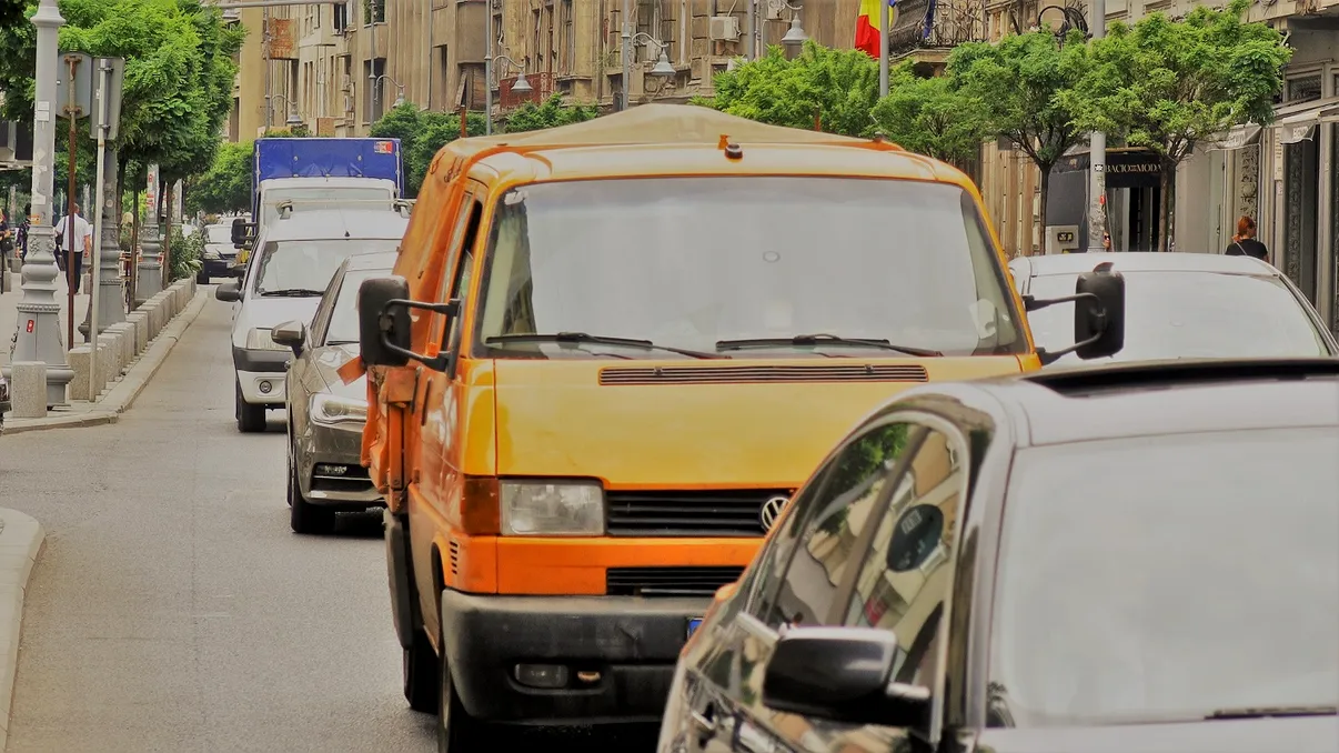 Cum să te simți mai în siguranță pe drumurile din România