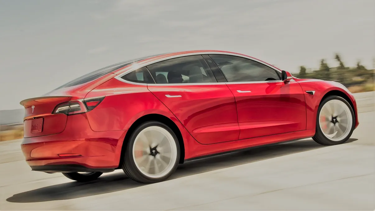 Mașinile Tesla vor 