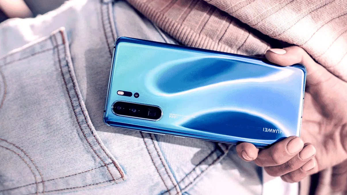 Huawei vrea parteneriat cu Rusia ca să-i folosească sistemul de operare