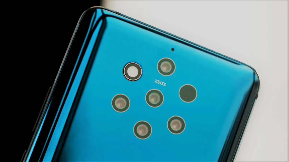 Telefonul Nokia care s-ar bate de la egal la egal cu Samsung și iPhone