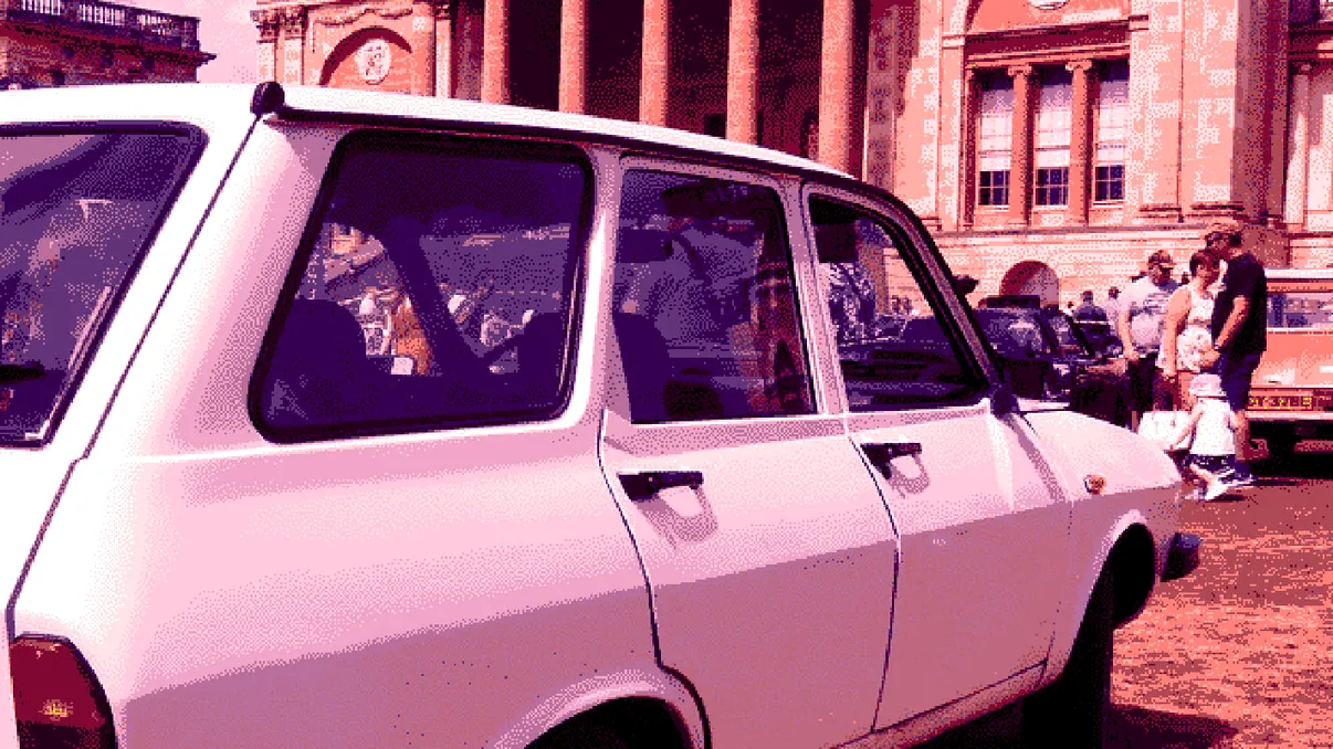 FOTO Dacia de pe vremea lui Ceaușescu care i-a lăsat mască pe britanici