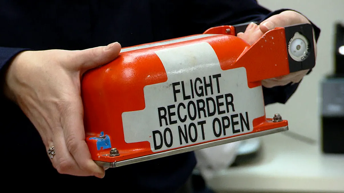 Ce nu știai despre cutia neagră din avioane și la ce e folosită cu adevărat