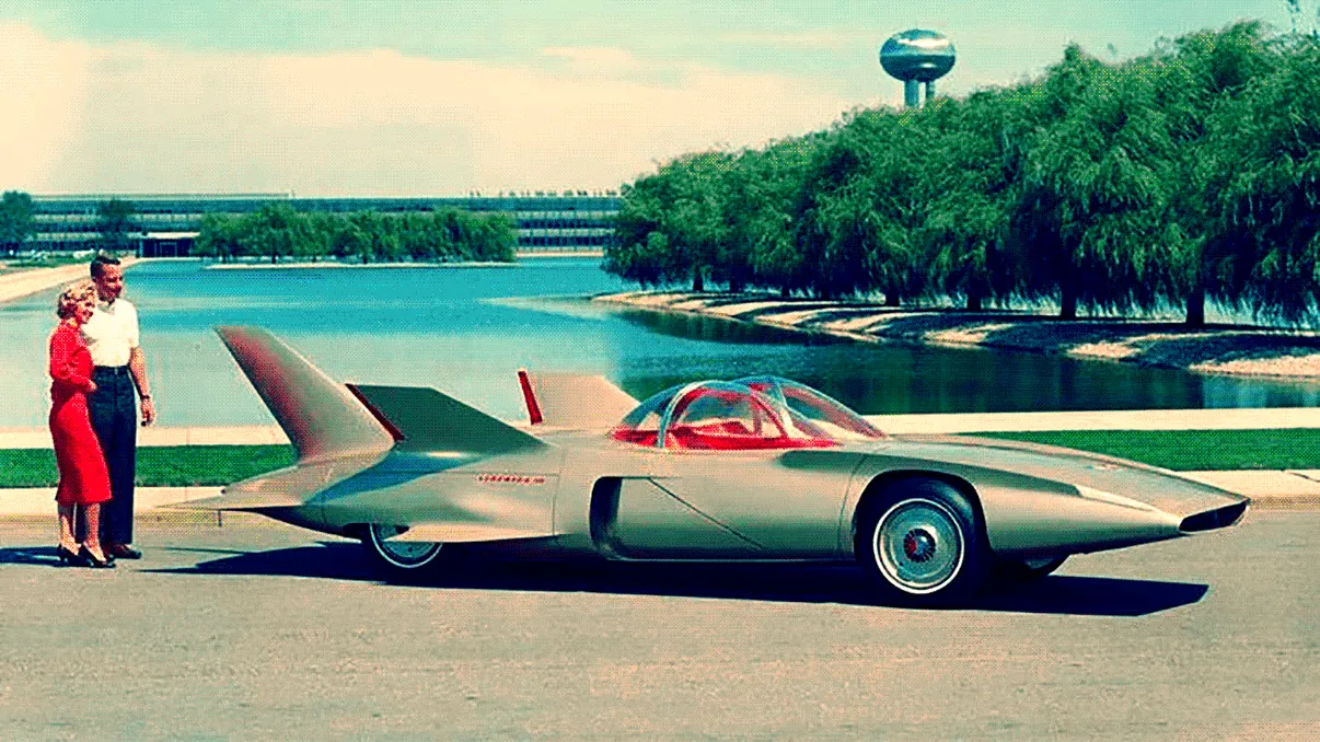 Mașina aceasta a fost imaginată în 1935 și ar fi trebuit s-o avem pe șosele