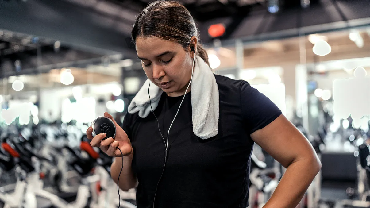 Căștile care te scapă de stres sunt revoluționare și îți fac viața mai bună