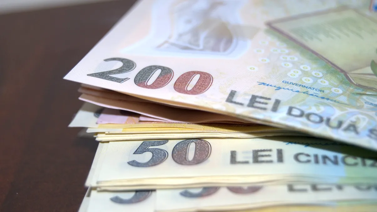 Câți bani se câștigă în Europa: cât este salariul minim, comparativ cu România