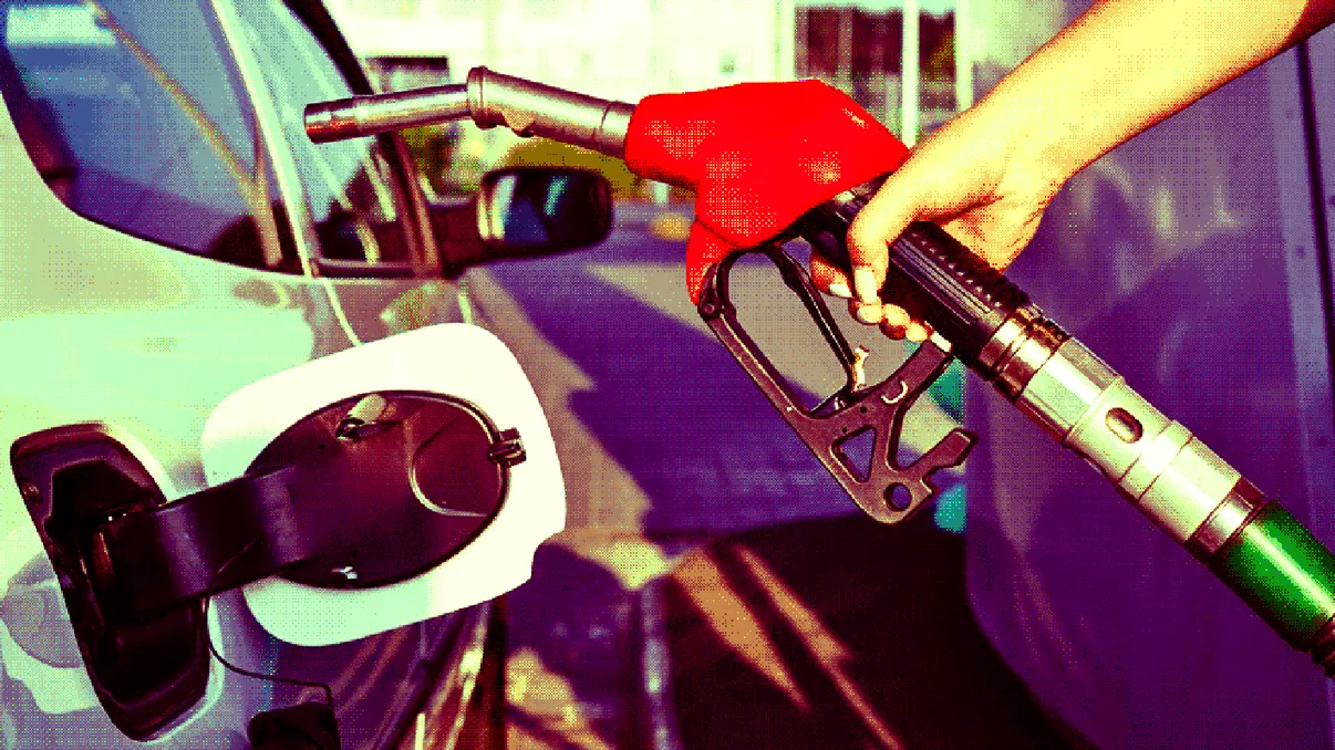 Cât de scumpă e benzina în România față de alte țări