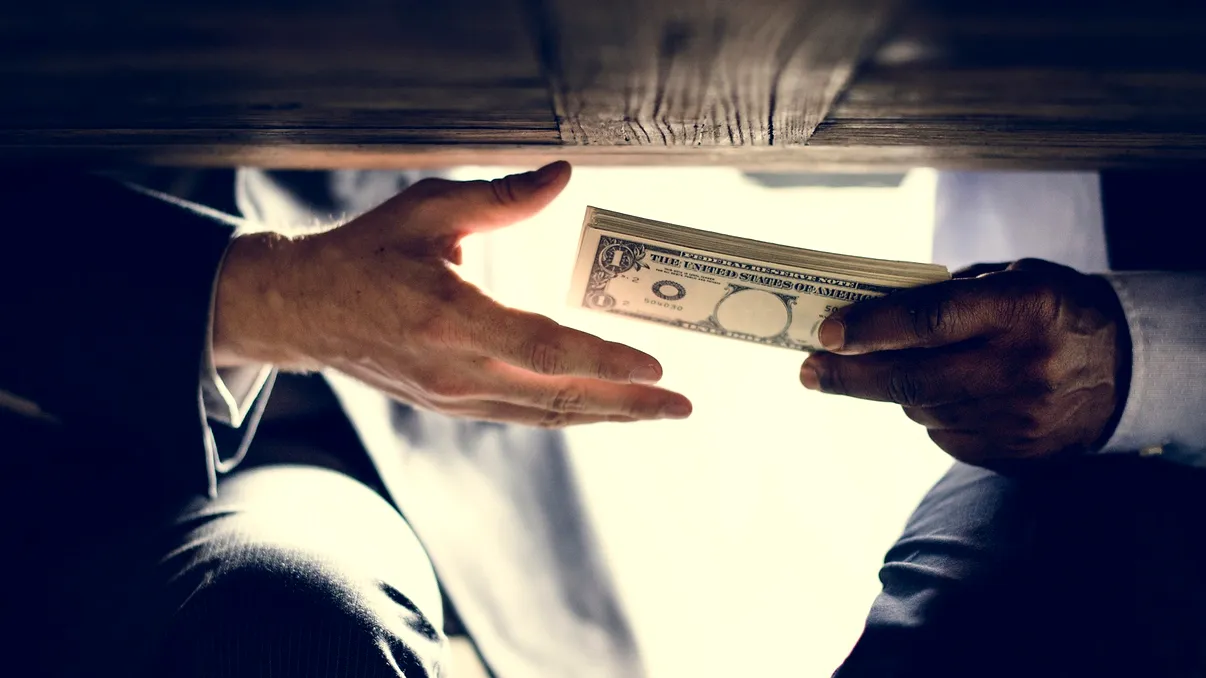 Economia subterană îți arată ce merge prost în România: câți bani nu sunt declarați la stat