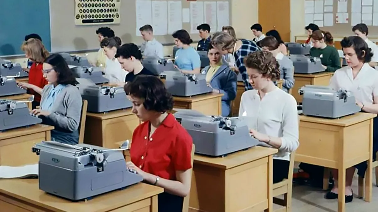 Dactilografierea, meseria care a făcut minuni în trecut și la care s-ar putea să te pricepi foarte bine